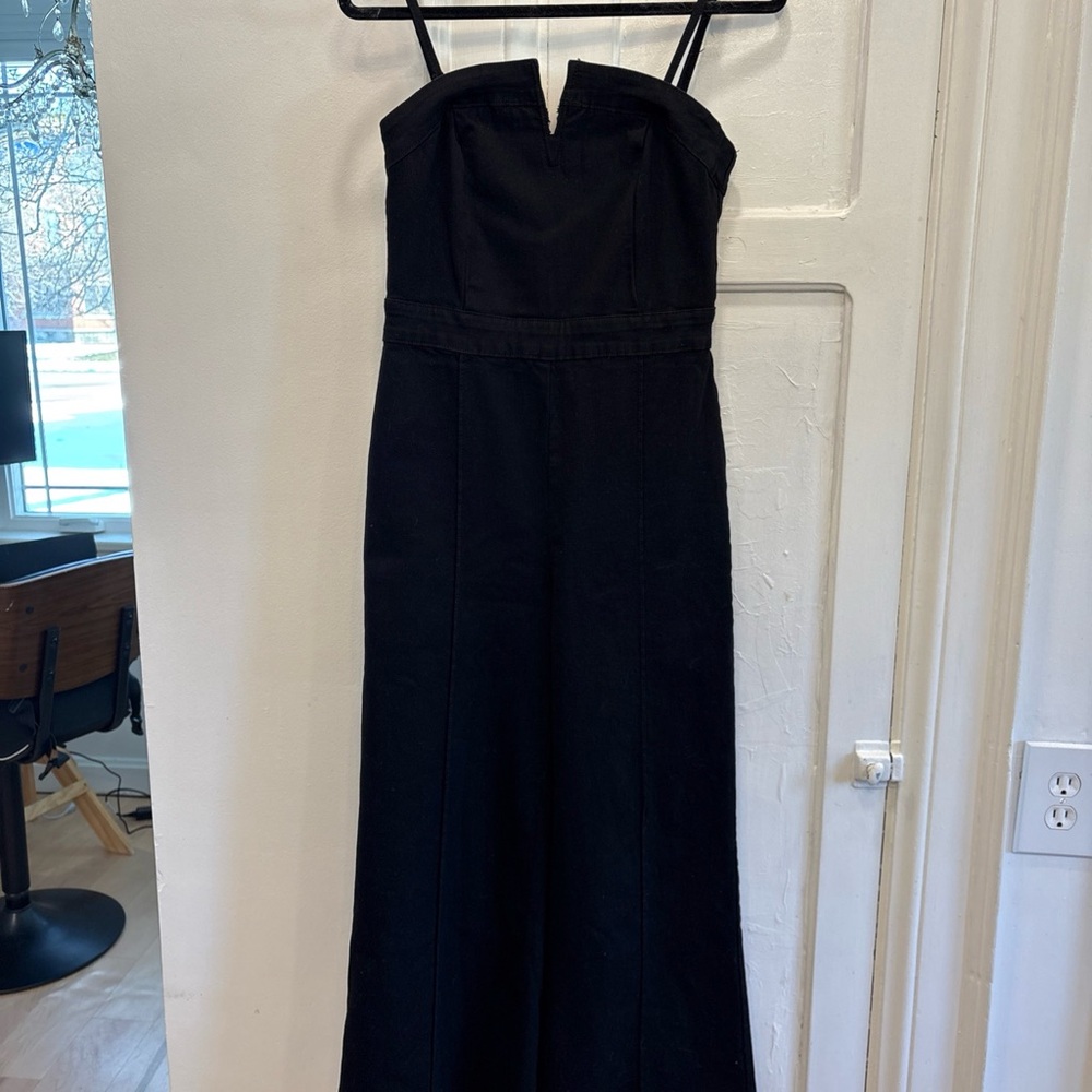 Women’s  V Neck High Waist Flares Black Denim Jumpsuit size 6 Festival Boho